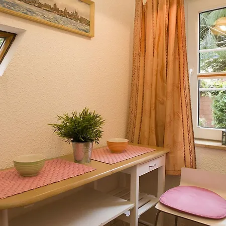 Und Ferienhaeuser Gohr Apartmán *