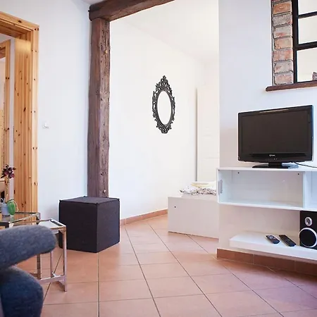 Apartment Und Ferienhaeuser Gohr Stralsund