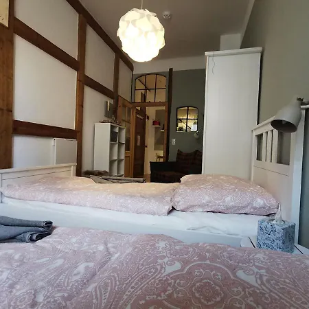 Apartment Und Ferienhaeuser Gohr Stralsund